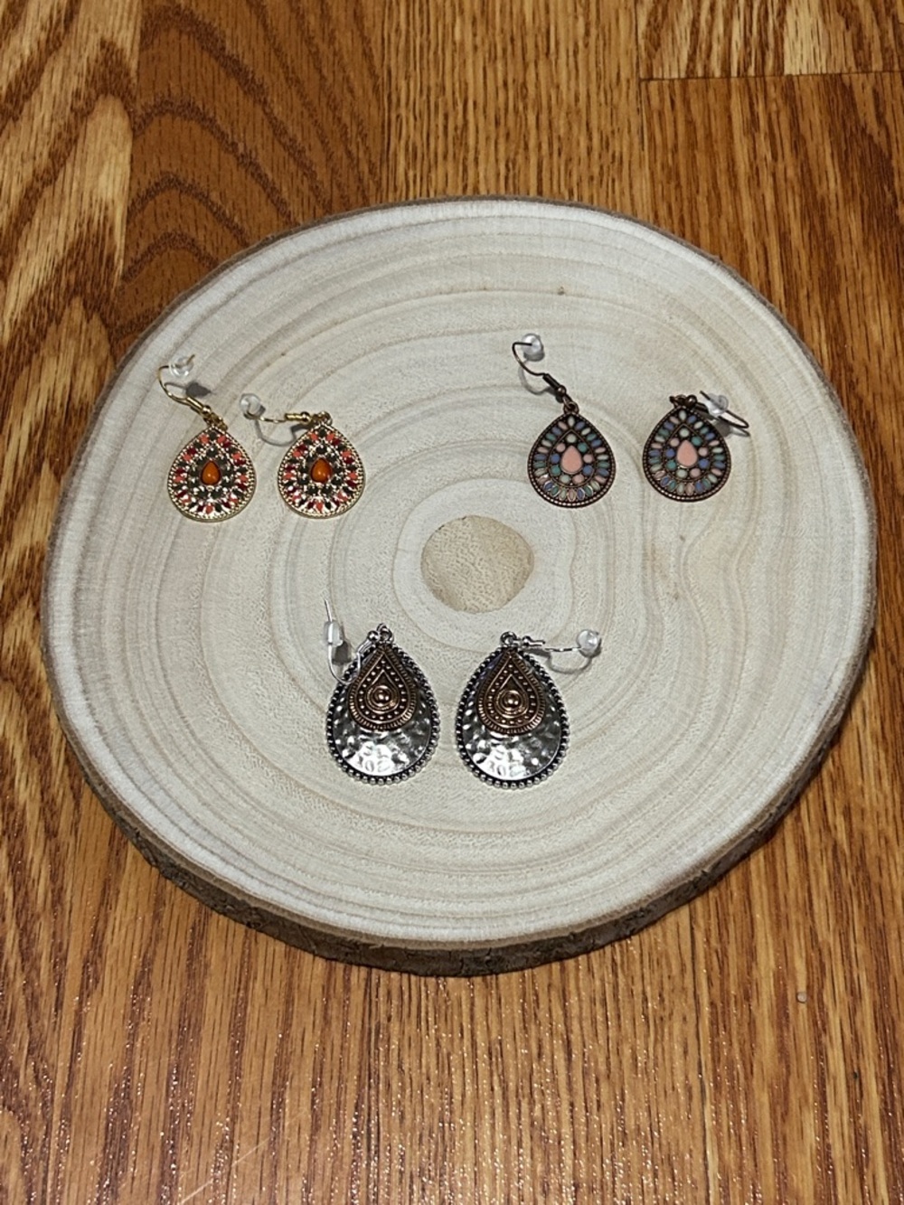 Lot of 3 Elegant Teardrop Earrings Set Hammered Metal Gold and Orange Boho Style